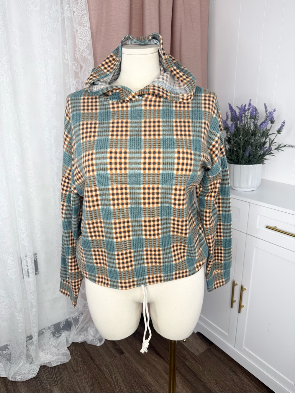 Saints & Hearts Knit Plaid Hoodie in Teal, Tan & Black NWOT BIN#13